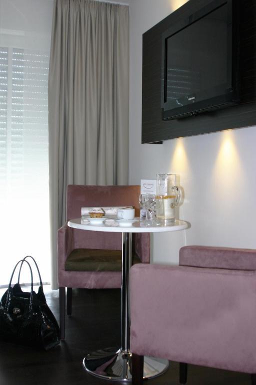 Hotel Zur Promenade Donauwoerth Exterior photo